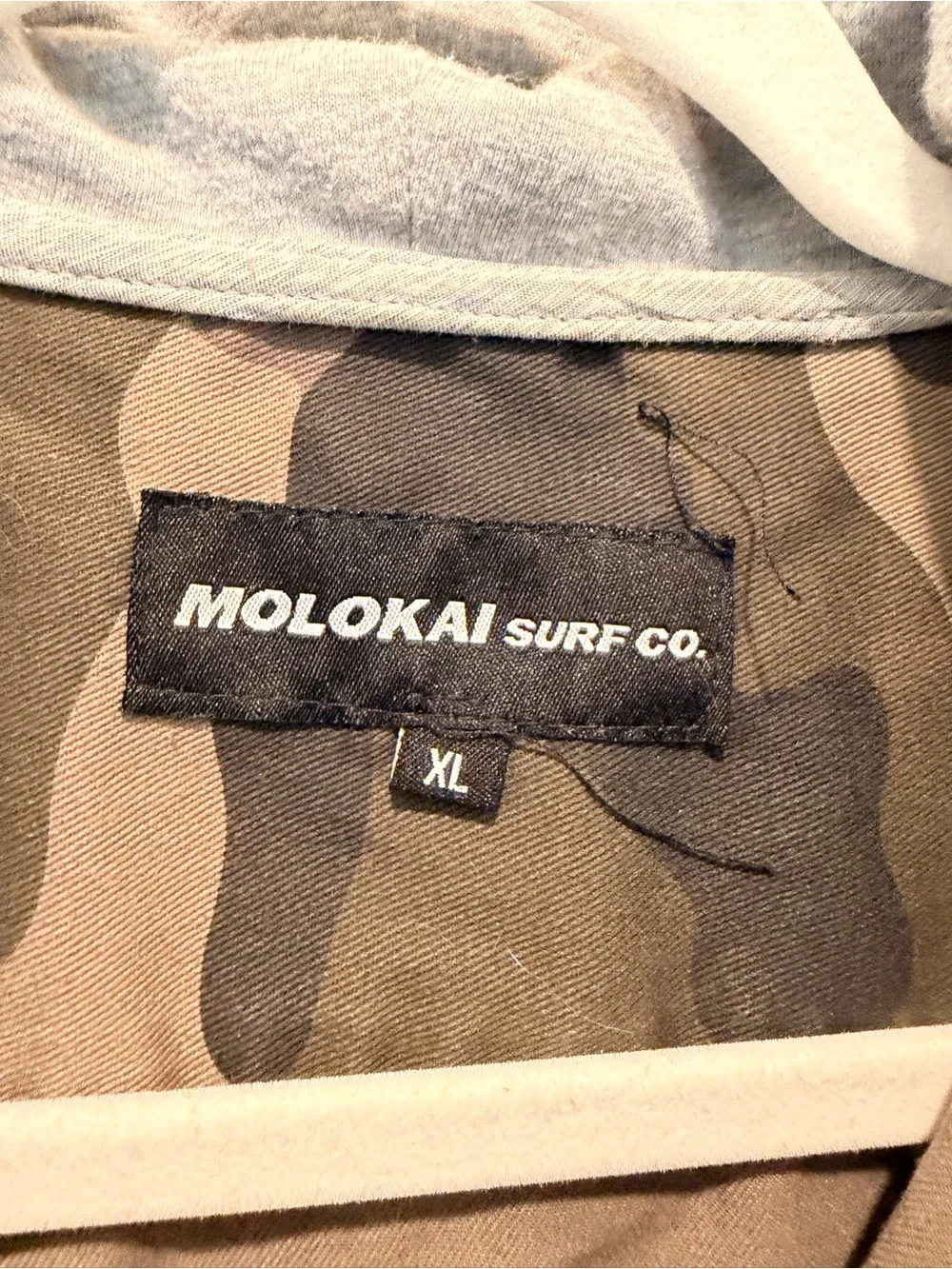 Molokai Surf Co. Camo
Hooded Button Down Shirt
XL - Picture 2 of 9